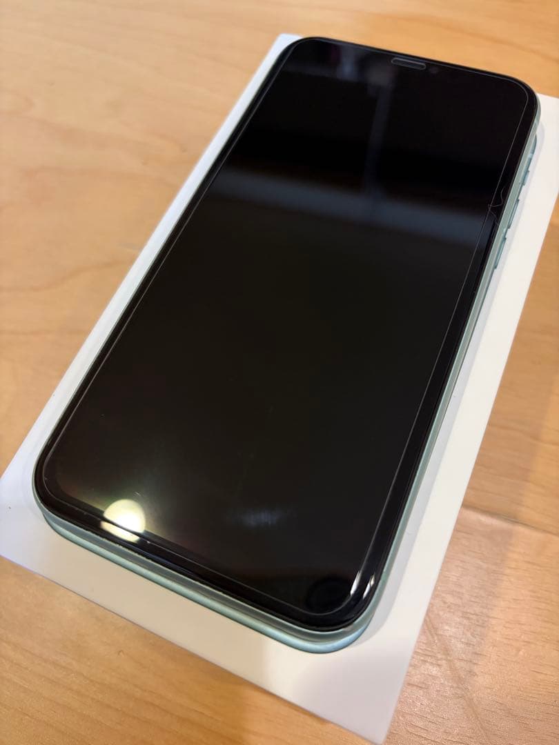【美品】iPhone11 256GB グリーン 付属品あり ガラスフィルム付き
