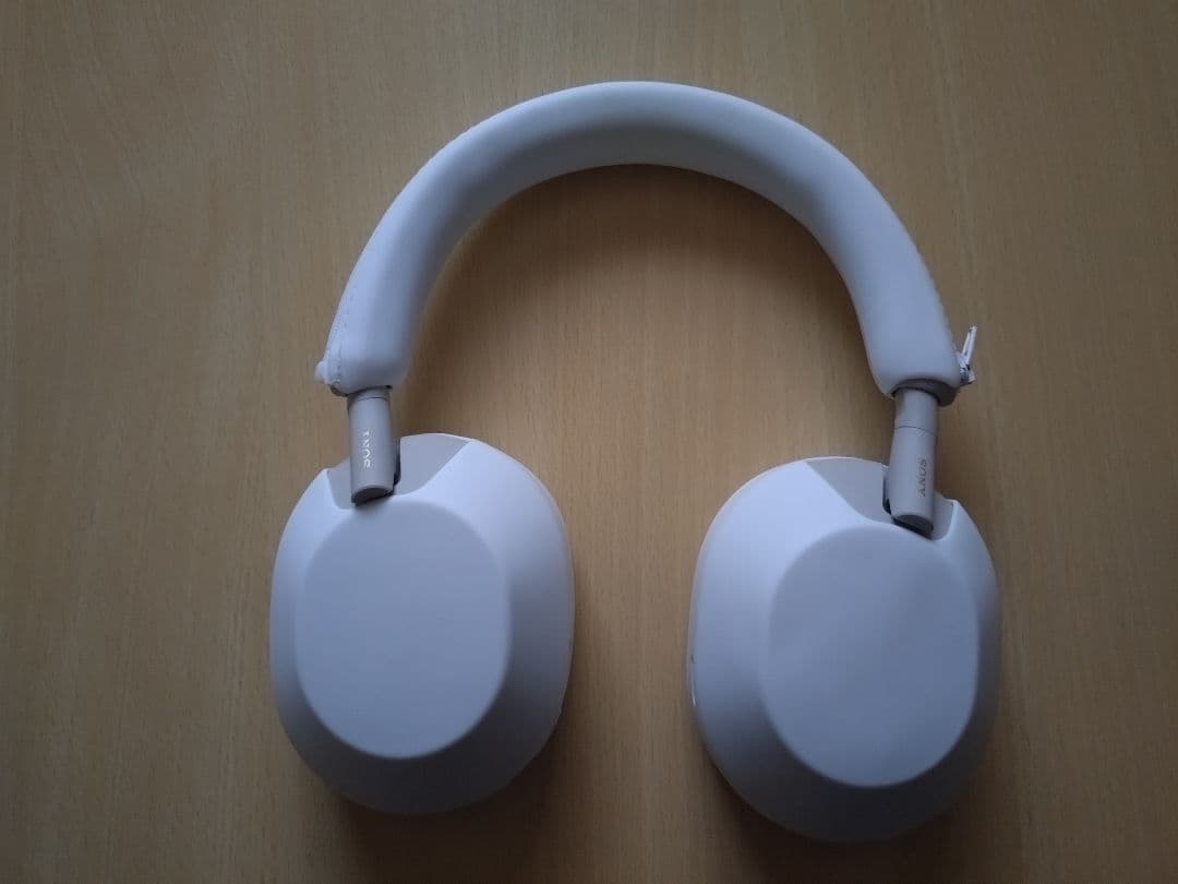 【ワイヤレスヘッドホン】 WH-1000XM5【SONY】