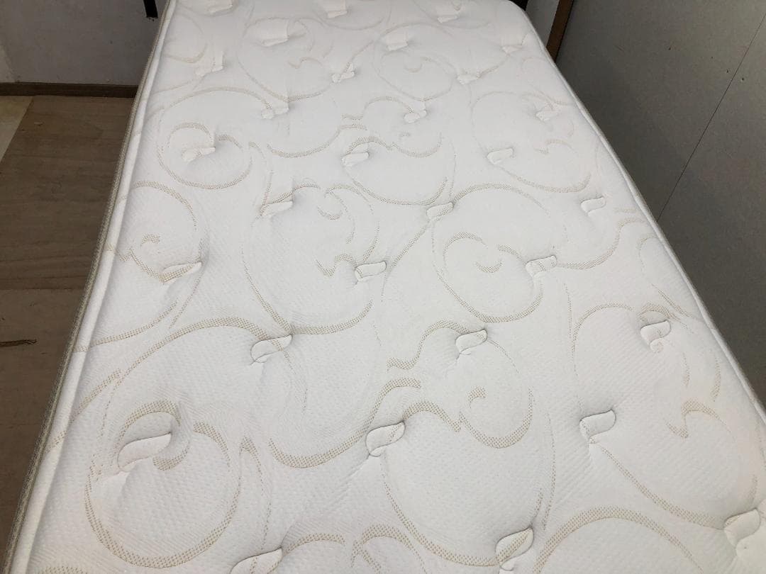 Simmons Beautyrest Premium ベッドセット 250123