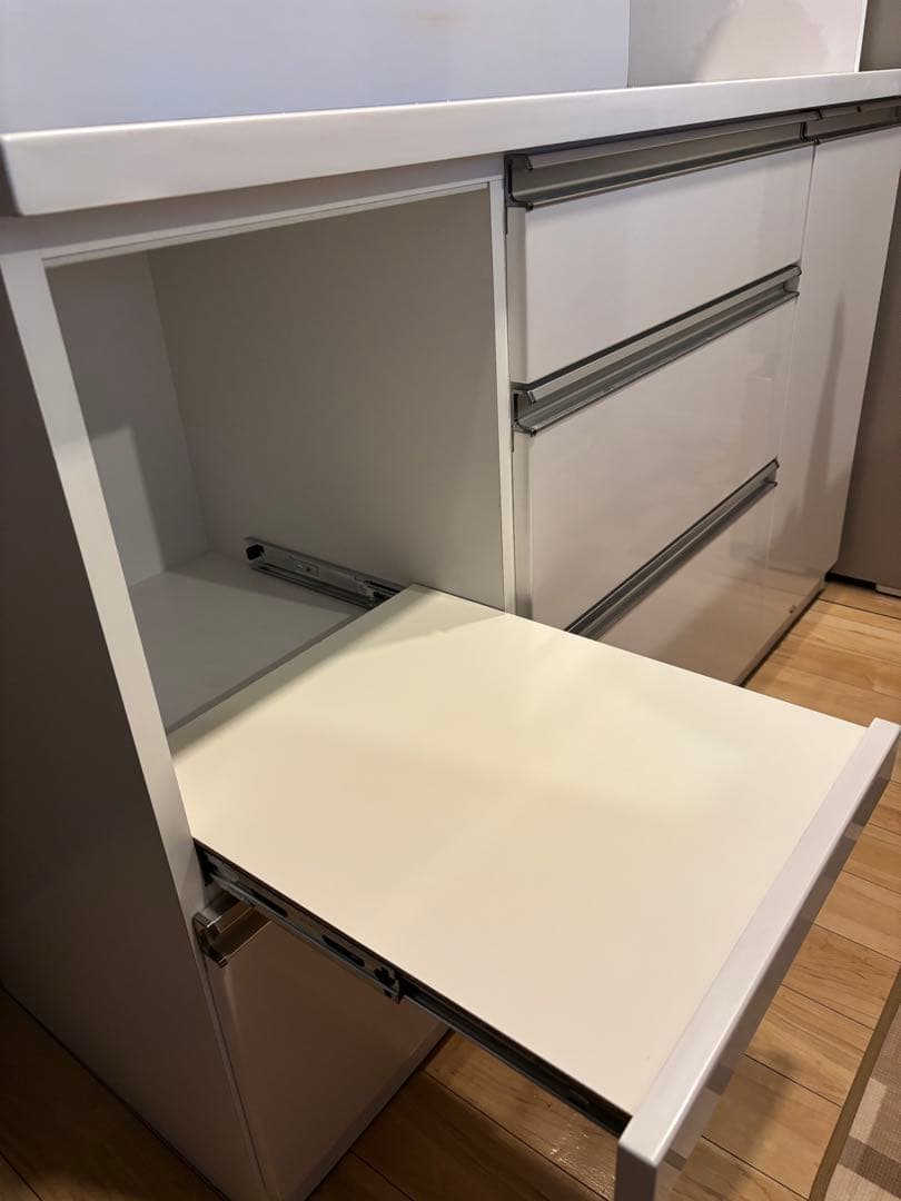【最終値下中・〜12月中旬・送料込】ホワイトキッチン収納 引き出し式＋上置き収納