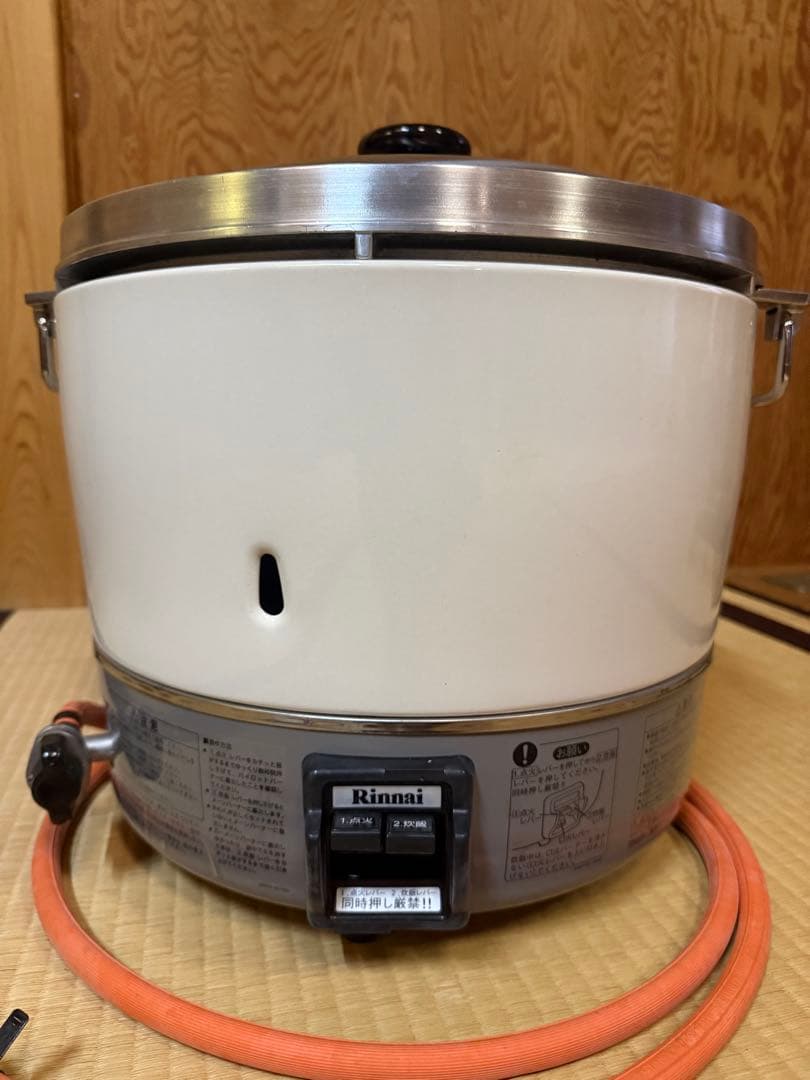 業務用　ガス炊飯器　リンナイ　6リットルタイプ