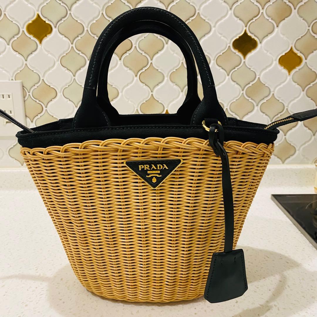 プラダ　かごバッグ　2way 美品