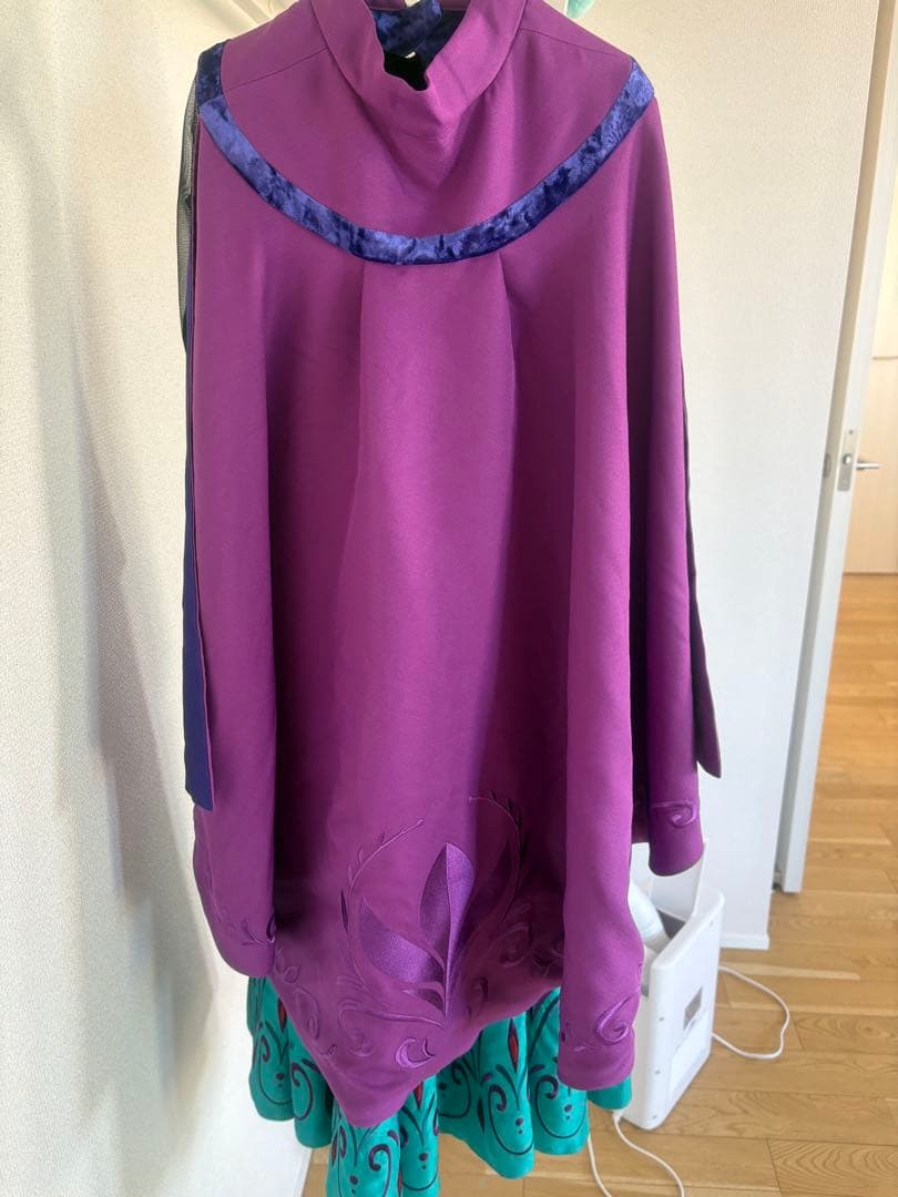 ビビデバビデブティック　エルサ戴冠式130