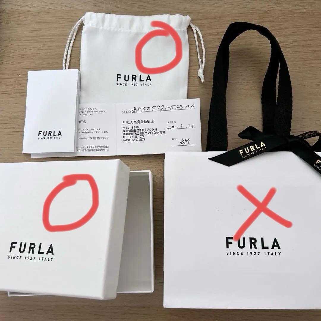 FURLA Cameliaブラック レザー 名刺入れ カードケース