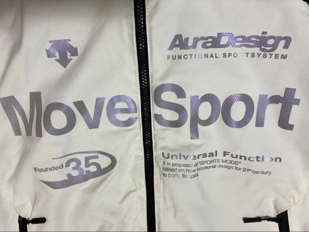 美品 デサントMove Sport スキーウェアジャケットのみ180cm
