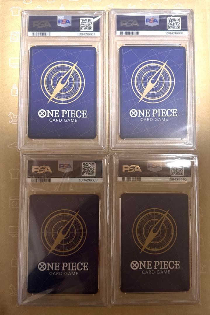 ルフィ　シャンクス　バギー　ティーチ　4連番　手配書　新たなる皇帝　PSA10