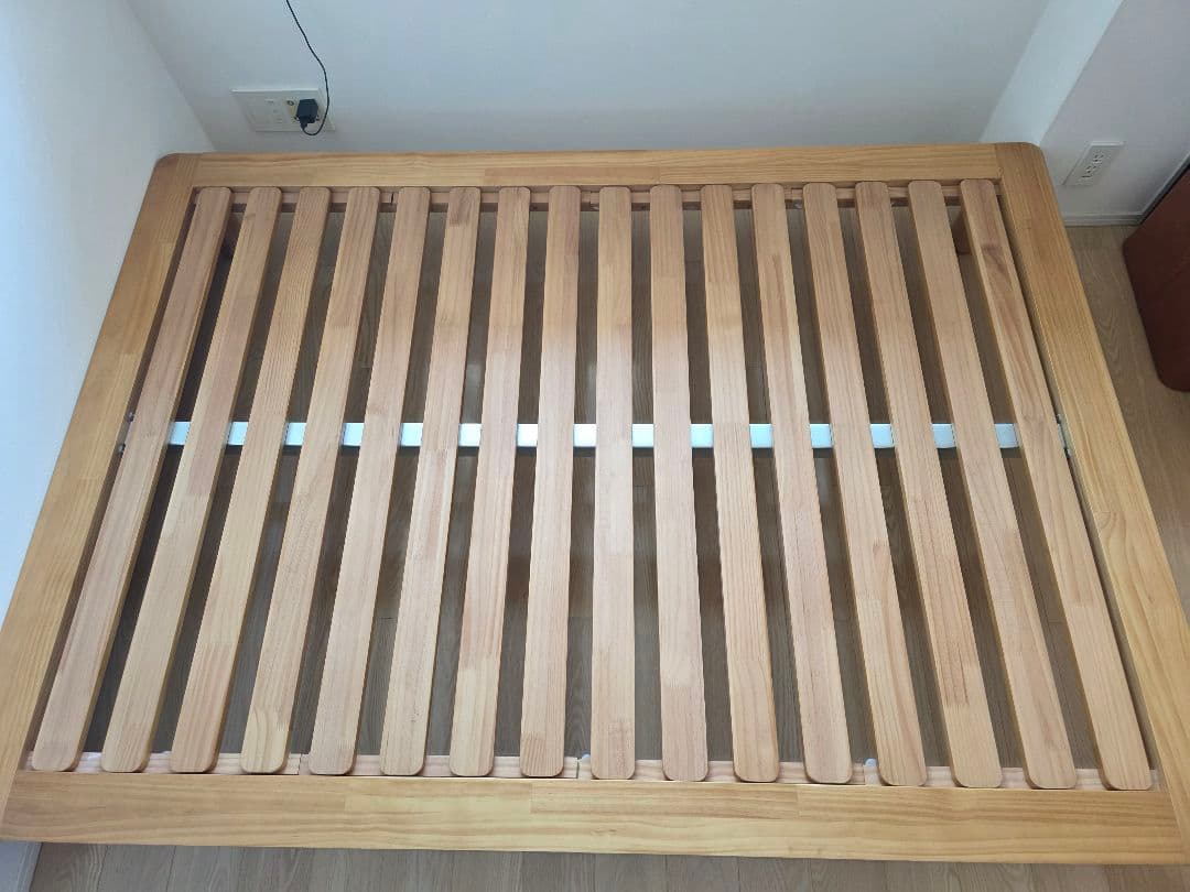 大人気コアラミライカスタム　ダブルサイズ格安！(マットレスはつきません)