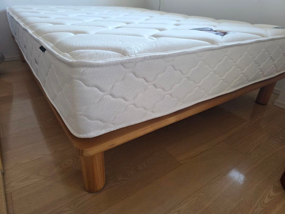 大人気コアラミライカスタム　ダブルサイズ格安！(マットレスはつきません)