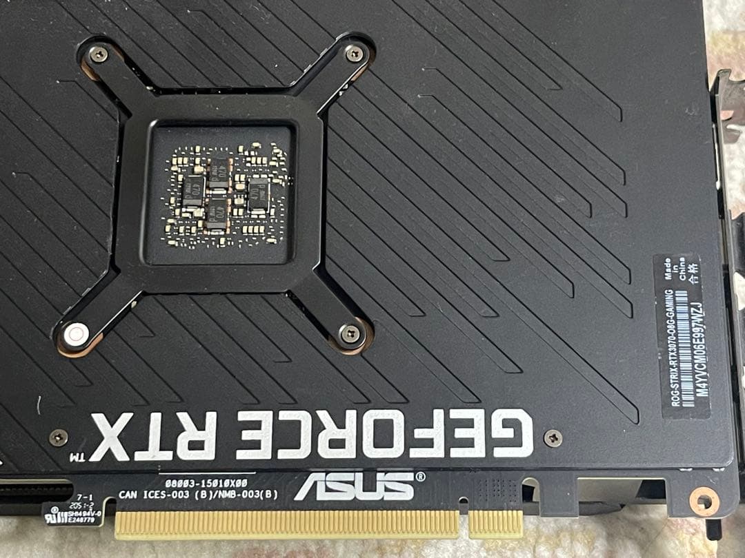ROG STRIX 3070 グラフィックボード