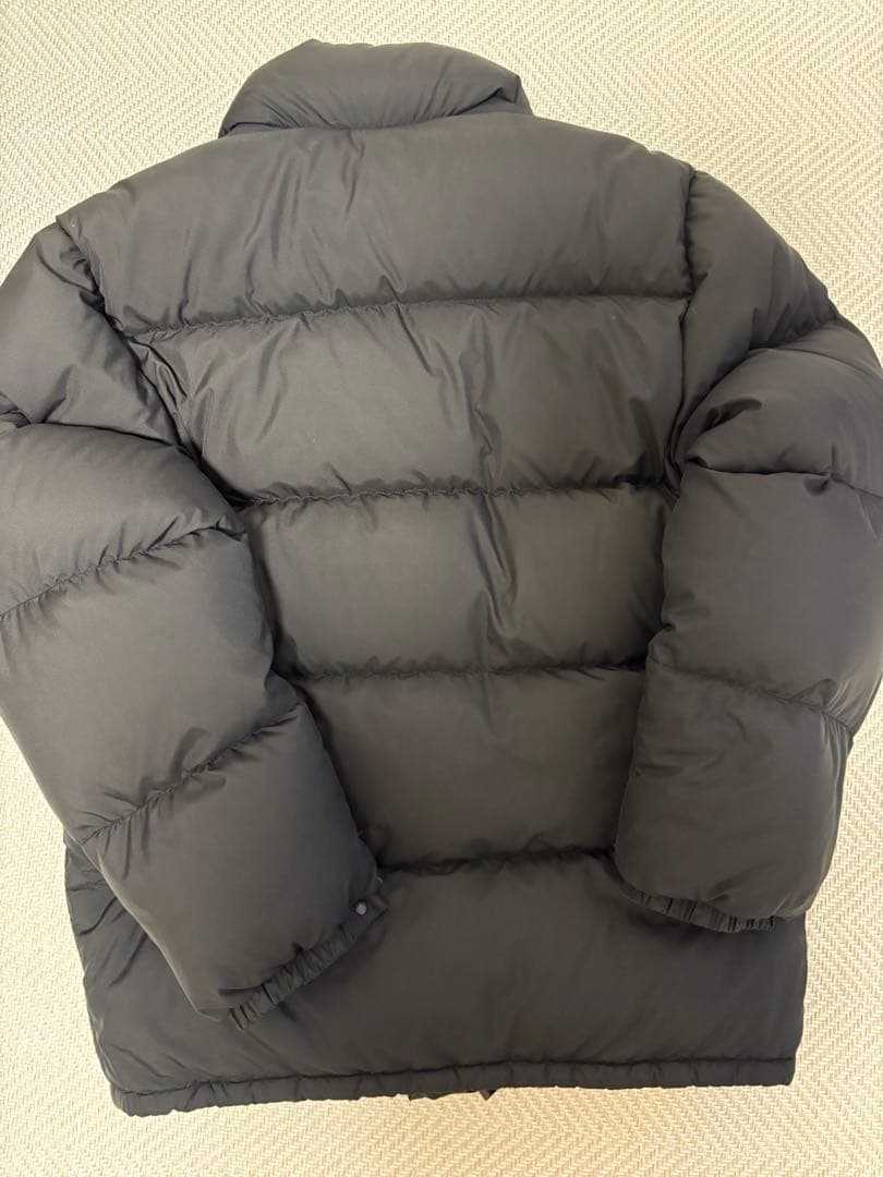 み　MONCLER ダウンジャケット