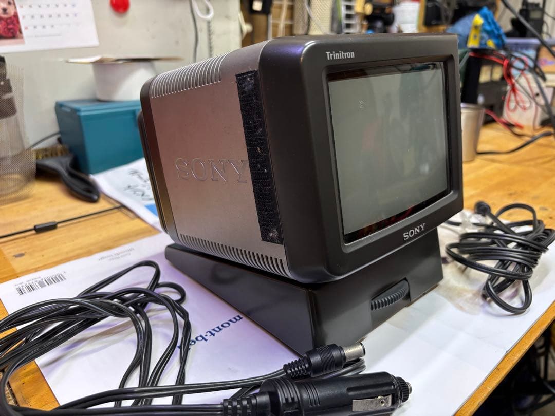 SONY Trinitron 小型テレビ 本体