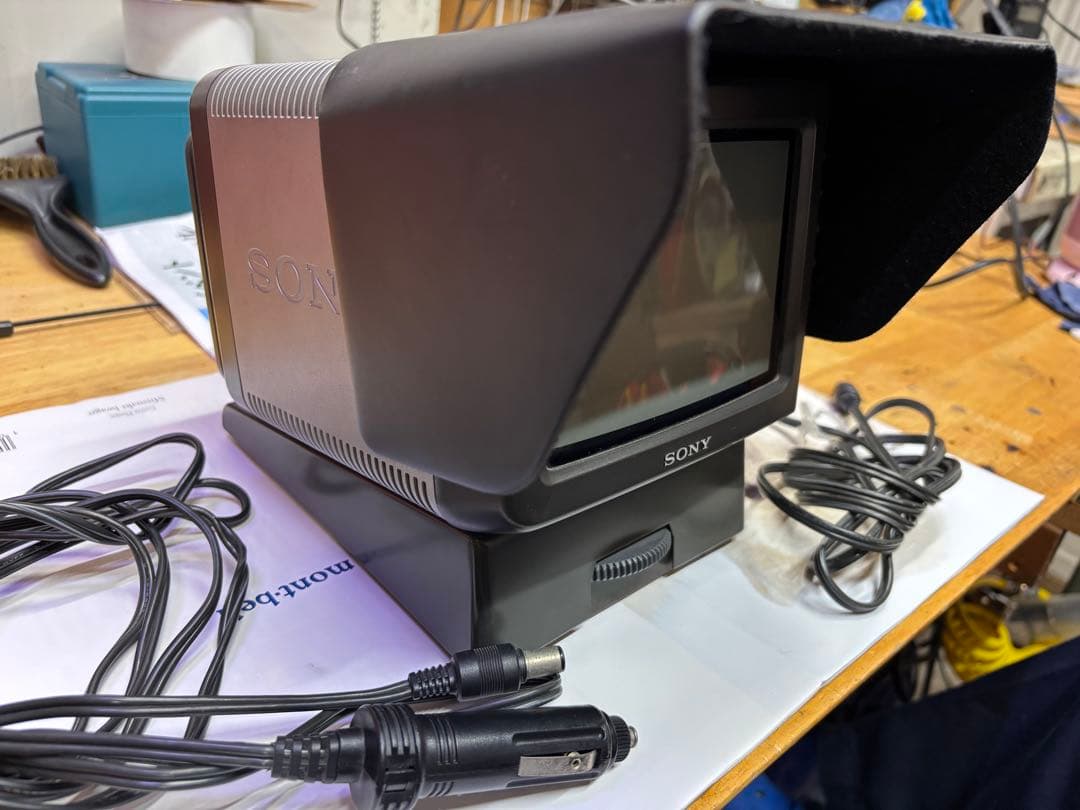 SONY Trinitron 小型テレビ 本体