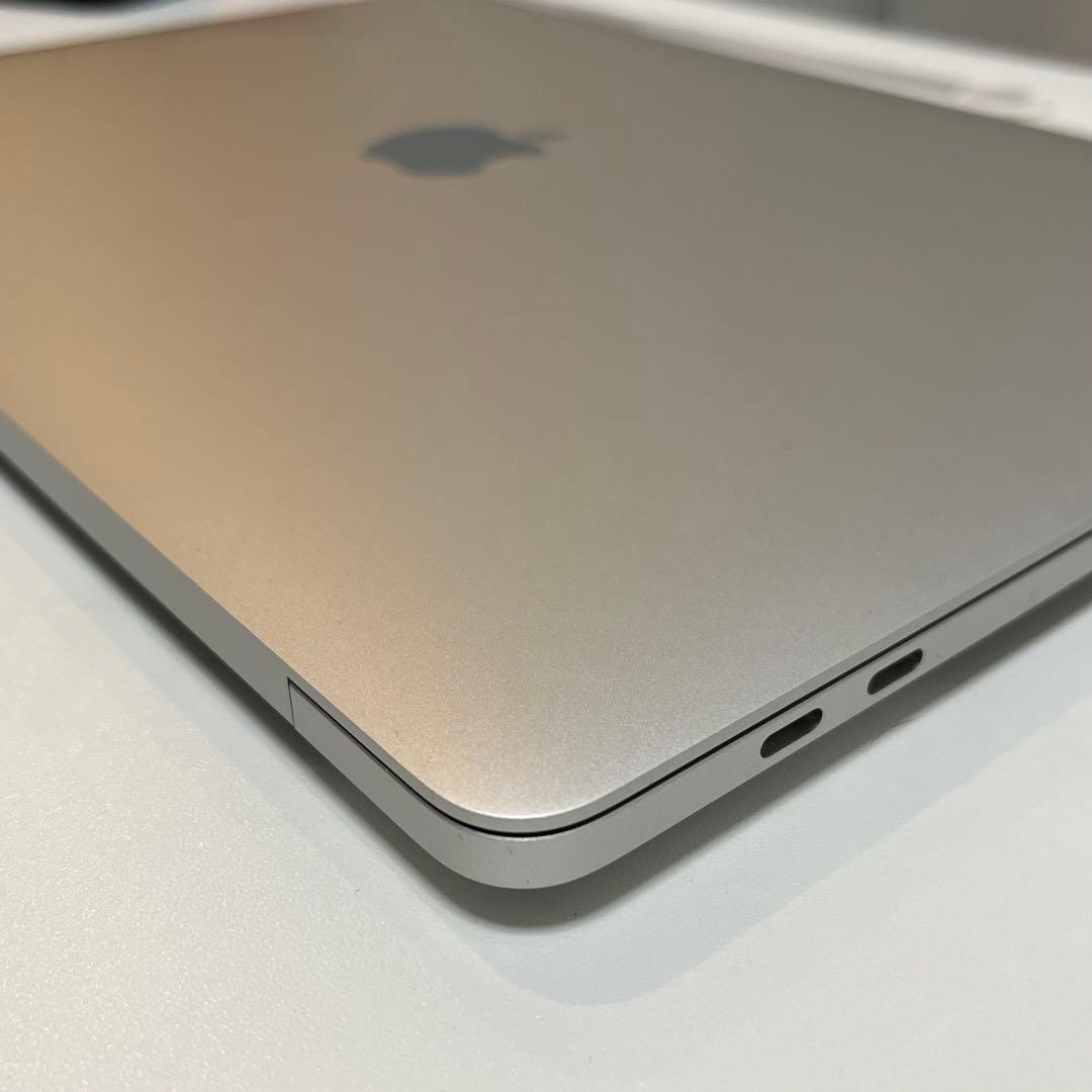 サクラちゃんMacBookPro 13インチ i5 2GHz