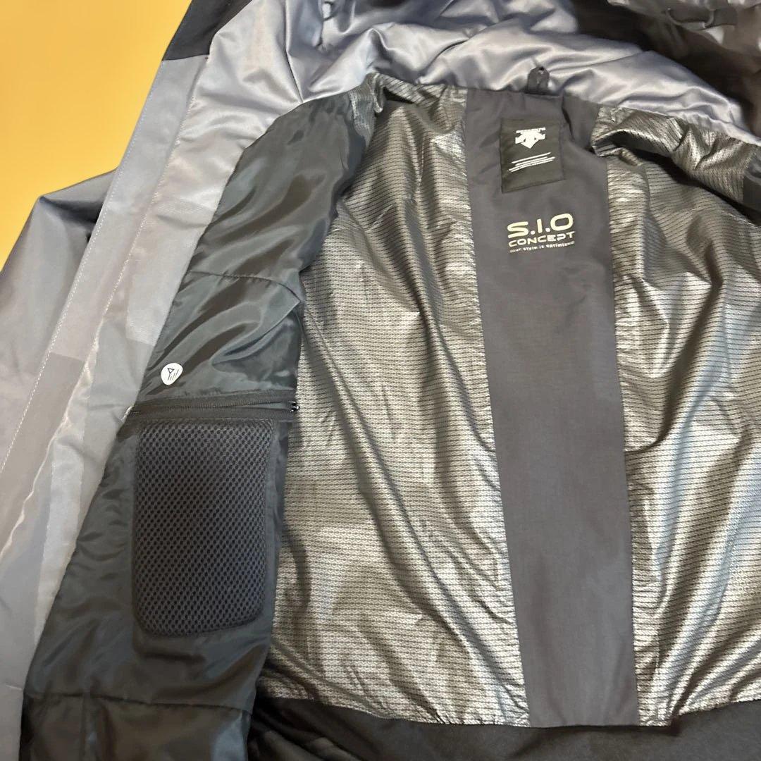デサント スキーウエア S.I.O CONCEPT ジャケット(上) Mサイズ