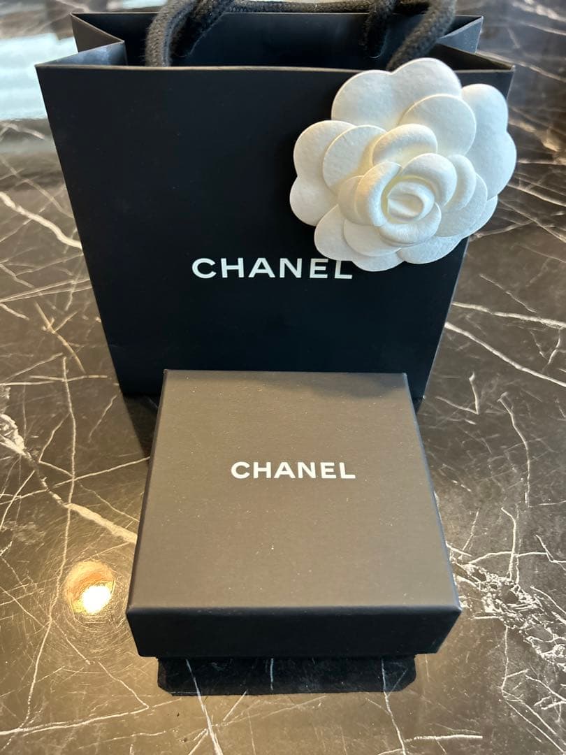 最終お値下げ！！CHANEL 美品　レア　ゴールドバングル