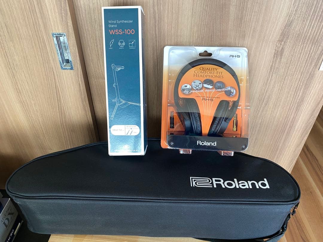 Roland エアロフォン　AE-10　ヘッドフォン・サックススタンド