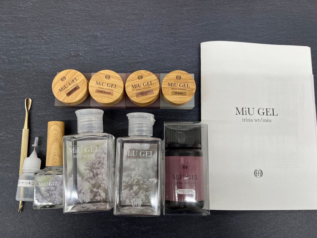 MIUGEL シグネチャーフロート