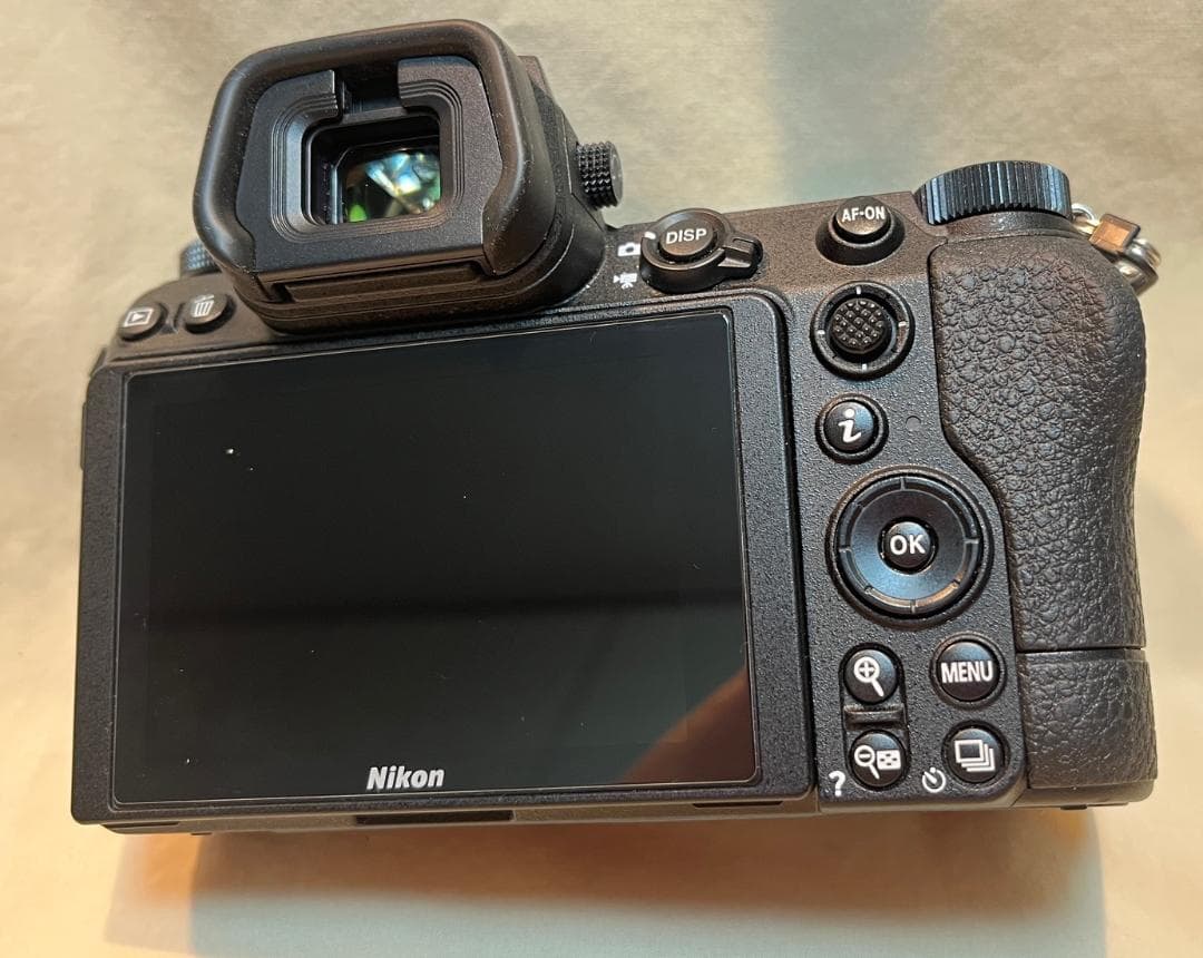 Nikon Z 6 II ミラーレスカメラ