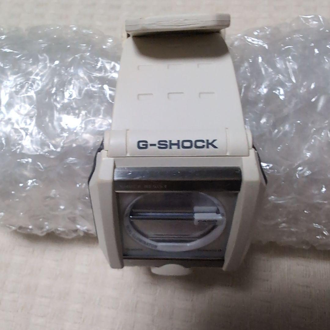 G-SHOCK g-8100 ホワイト