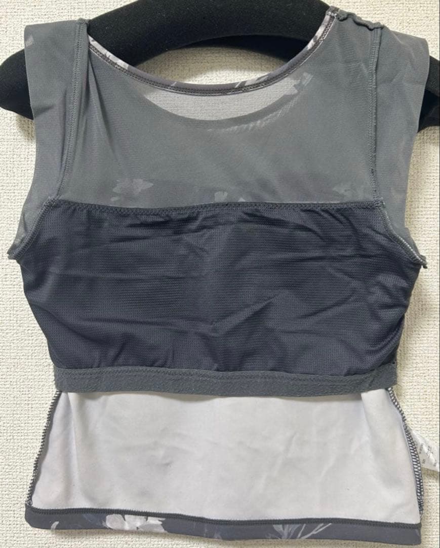 SUKALA cozyプリントノースリーブブラトップ・レギンス 2点セット M