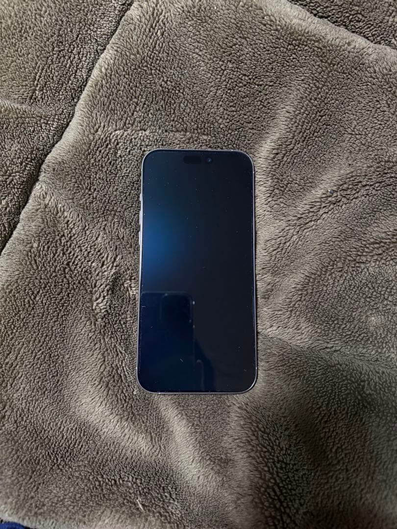 Apple iPhone 16Pro Maxナチュラルチタニウム　本体