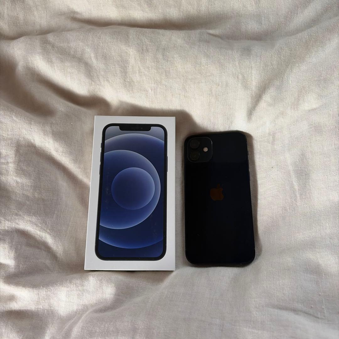 美品iPhone12 ブラック　64GB SIMフリー