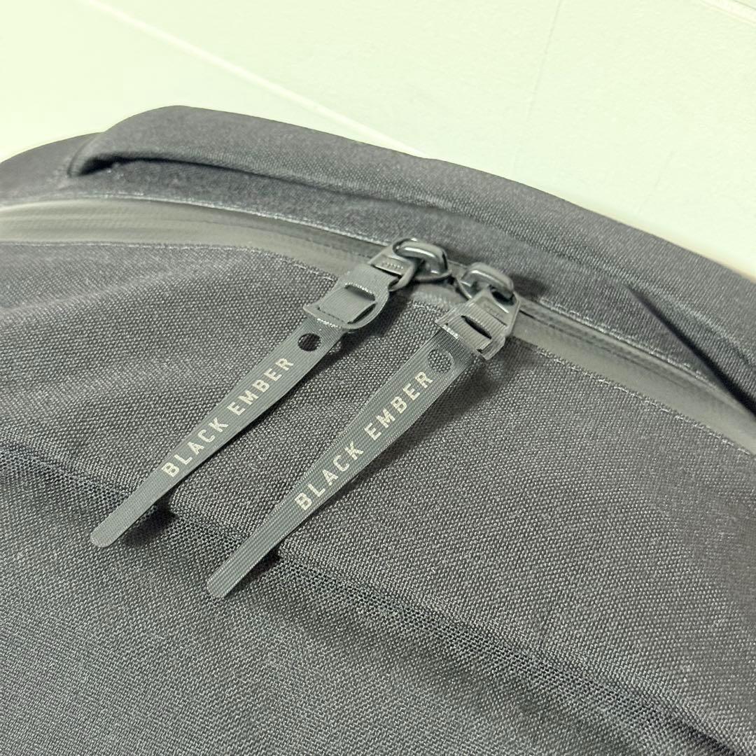 未使用✨ブラックエンバー　シャドウ　バックパック　防水　22L 黒　2way