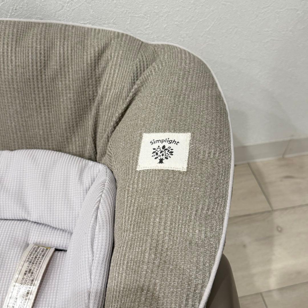 Combi ネムリラ Simplight （トイザらス・ベビーザらス限定モデル）