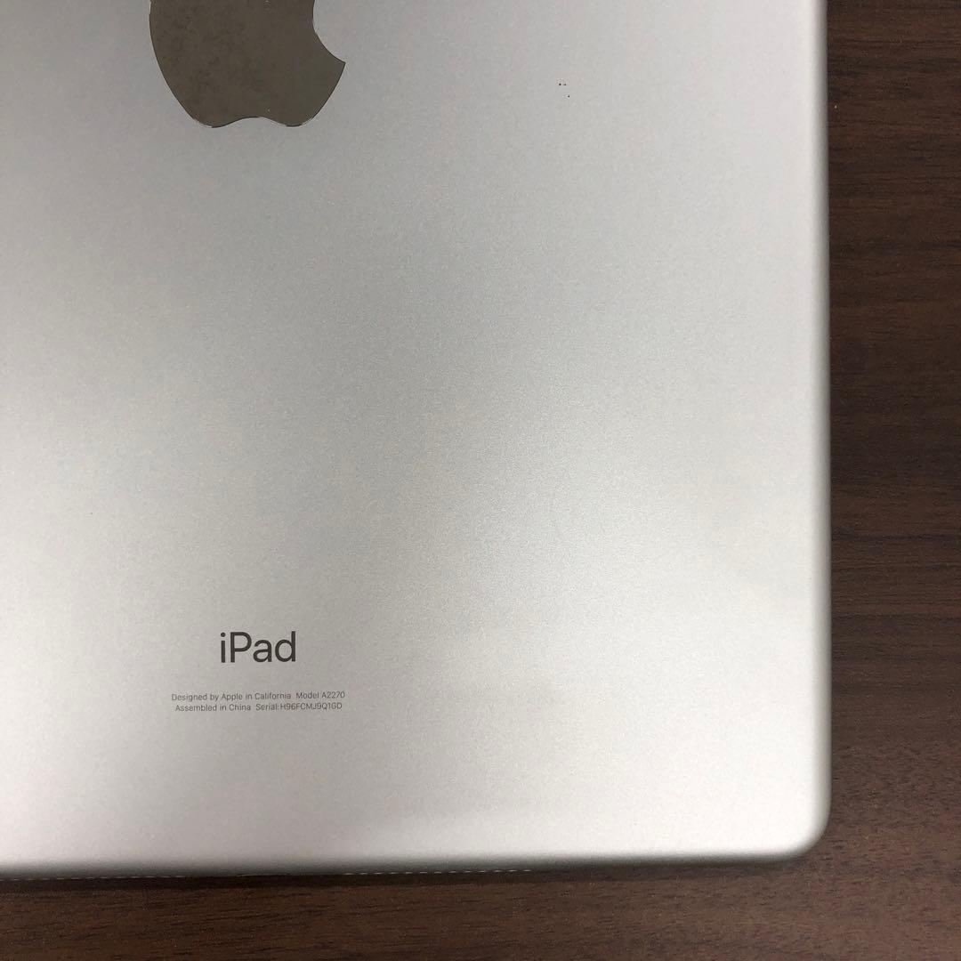 翔*ん様 iPad (第8世代) 32GB Wi-Fi モデル ID ad843