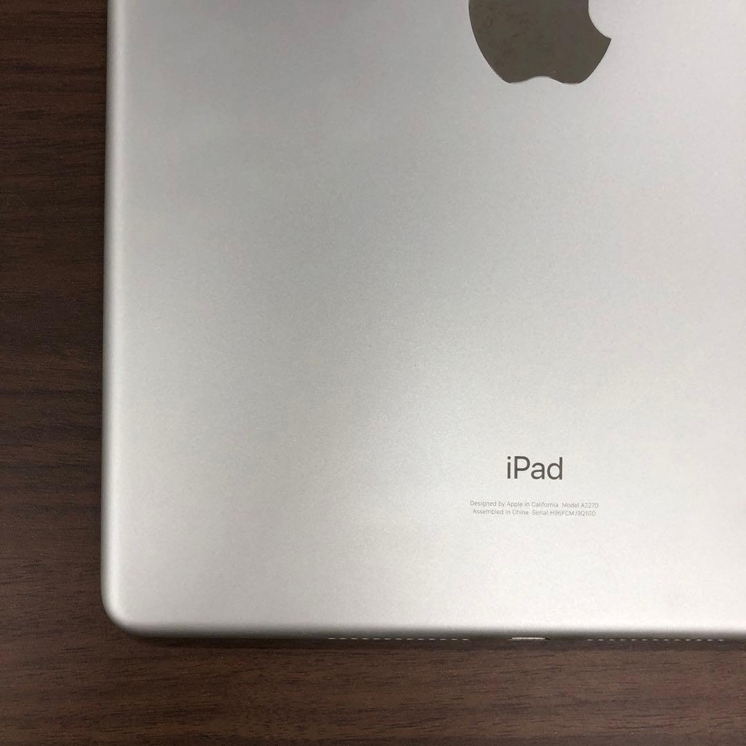 翔*ん様 iPad (第8世代) 32GB Wi-Fi モデル ID ad843