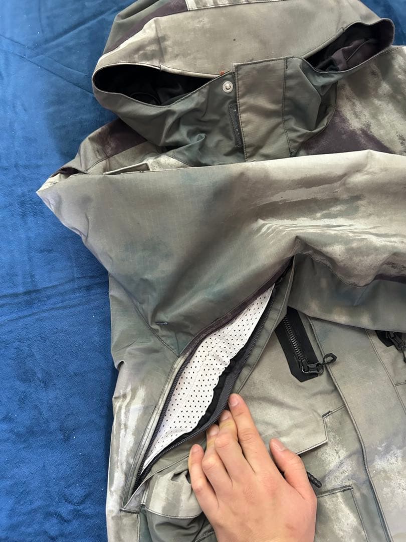 スキー・スノーボード ウェア　VOLCOM