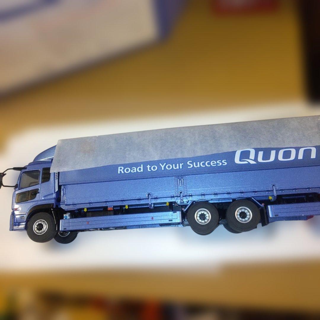 UDトラックス　UD TRUCKS Quon ミニカー 1/43