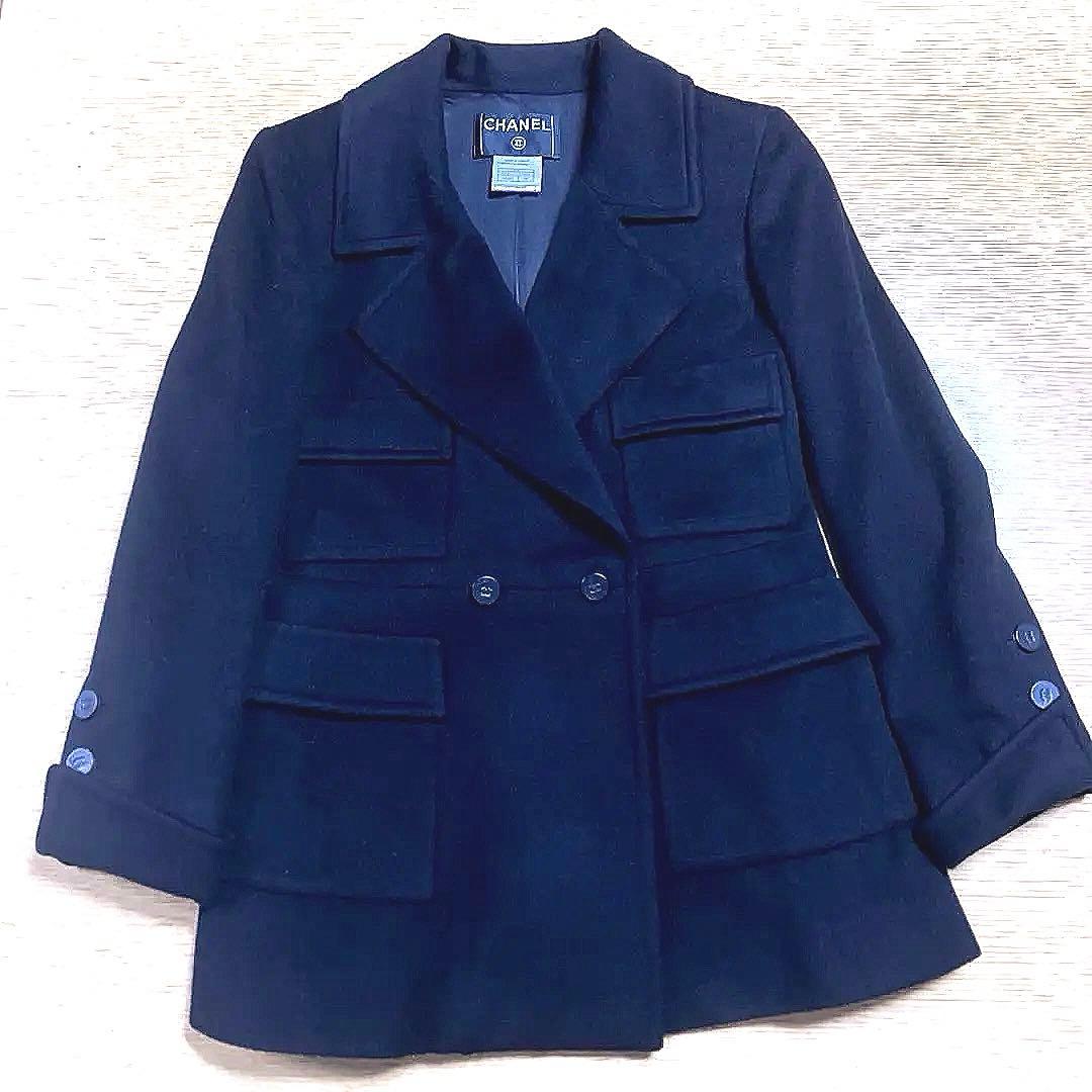 出品は1月6日まで　CHANEL ブラック　シルクコート　サイズ38