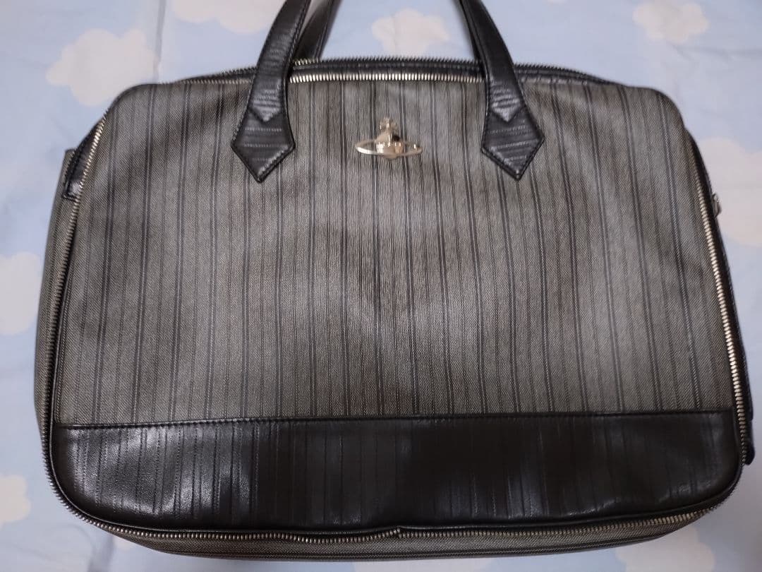 ヴィヴィアン ウエストウッド　ビジネスバッグ グレー ストライプ