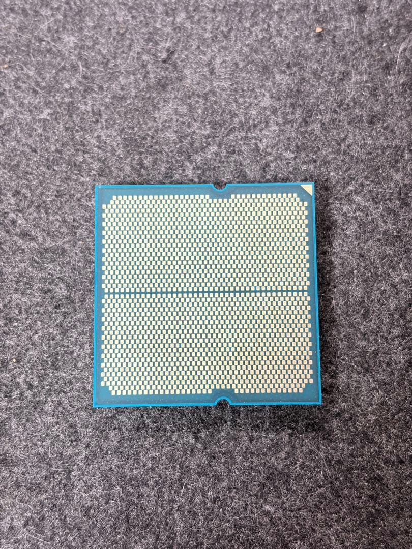 AMD Ryzen 5 9600X CPU 本体　中古