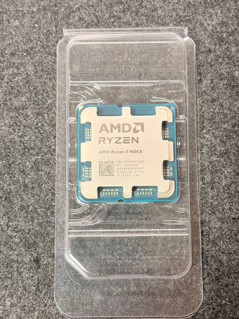 AMD Ryzen 5 9600X CPU 本体　中古
