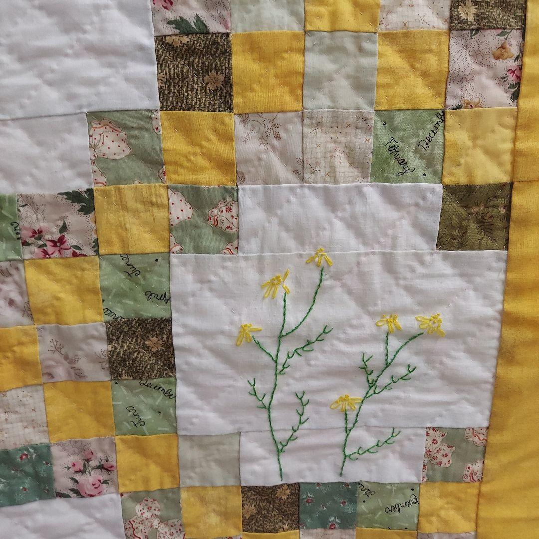 パッチワークキルト　タペストリー