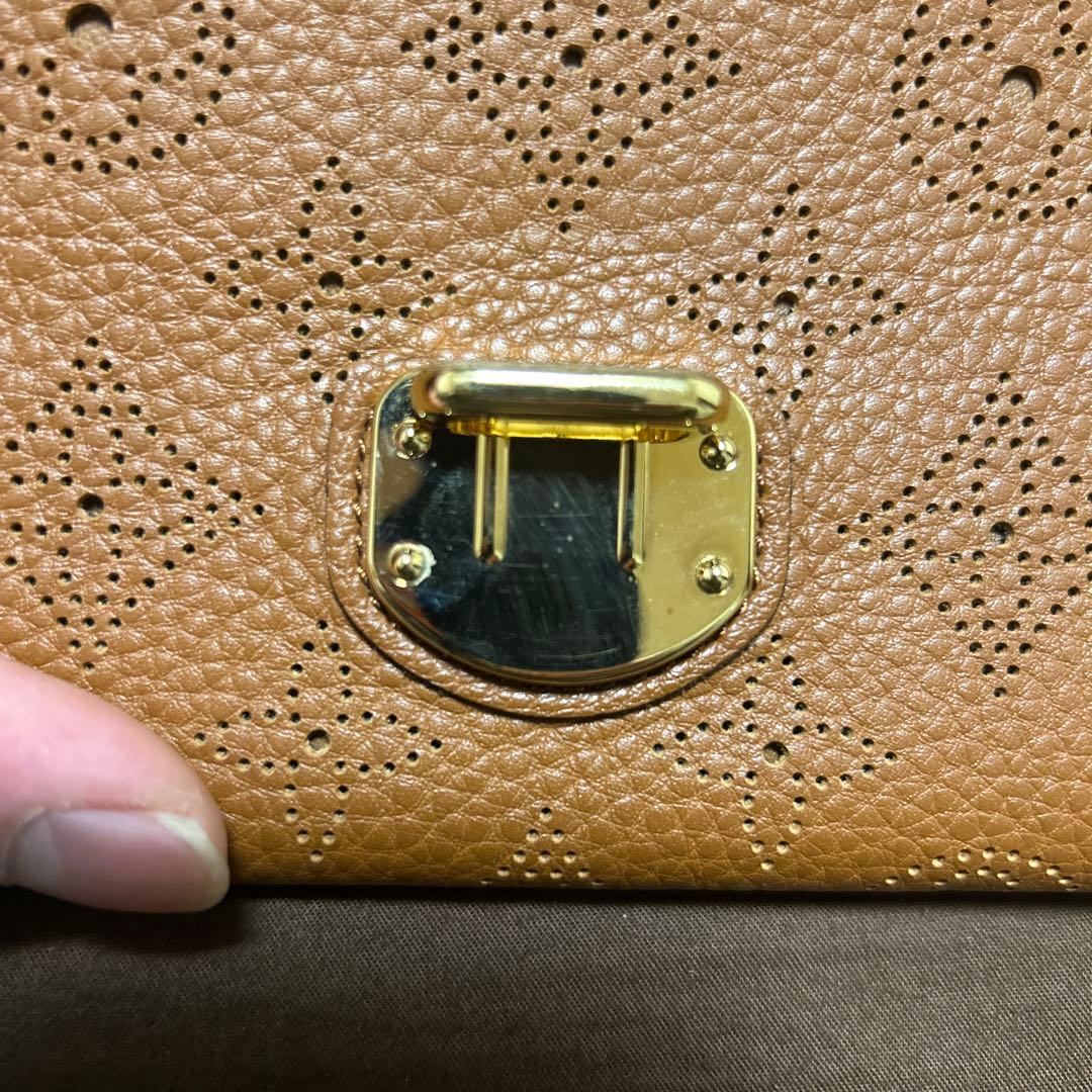 LOUIS VUITTON ルイヴィトン クラッチ・アメリア M58124