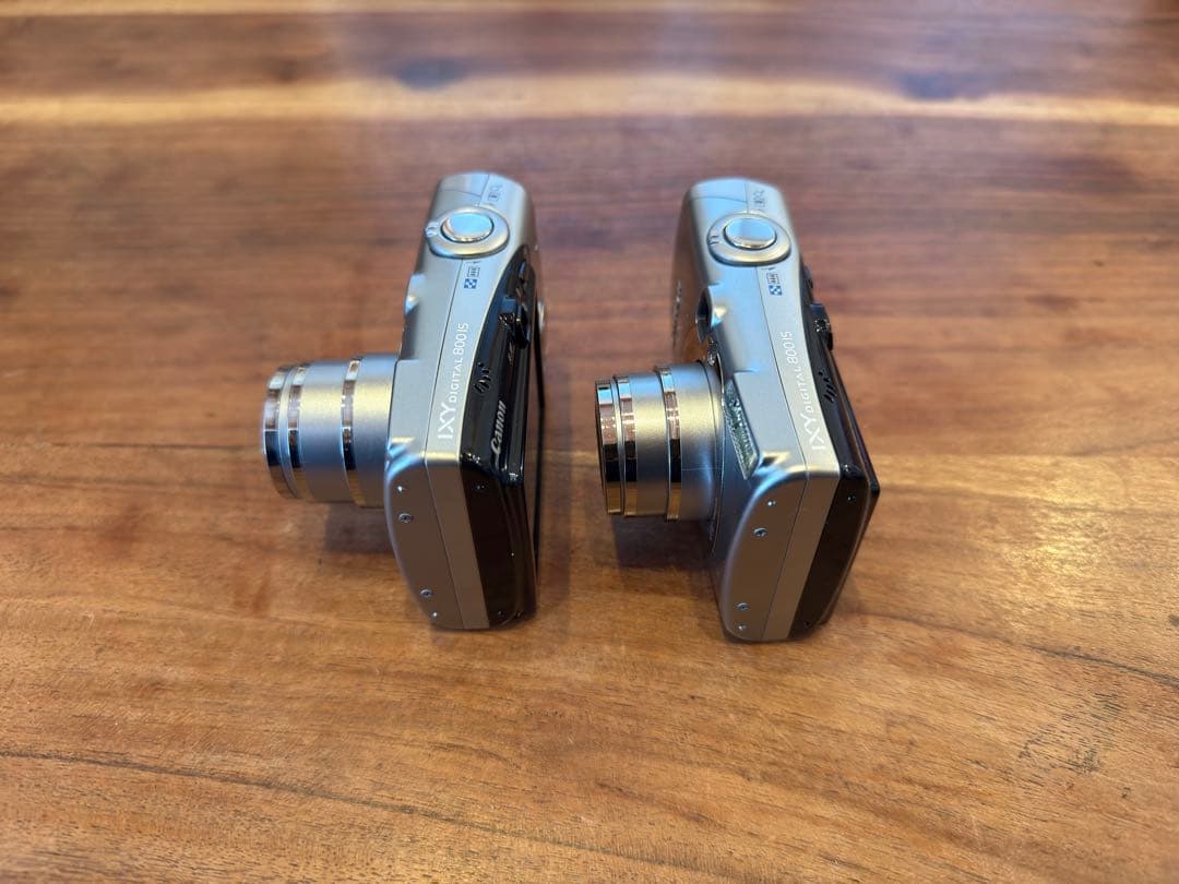 CANON IXY DIGITAL 800 IS キヤノン　イクシー　2台