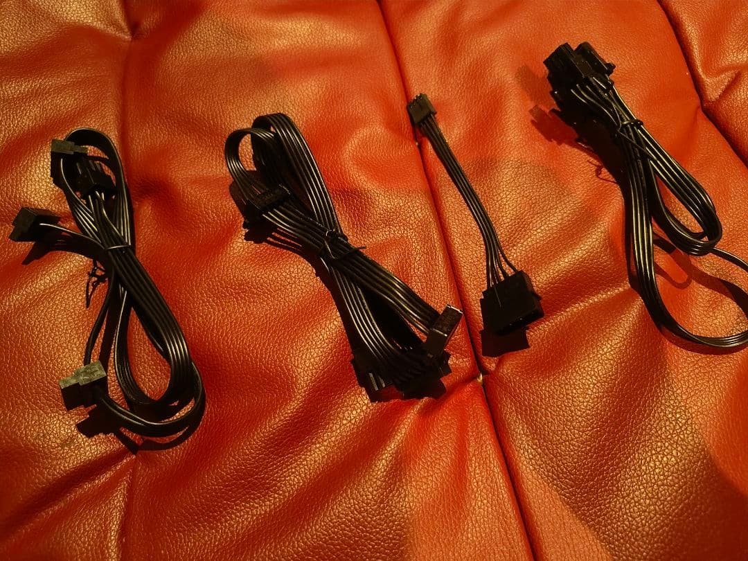 電源ユニット SilverStone SX650 SST-SX650-G-Rev SFX