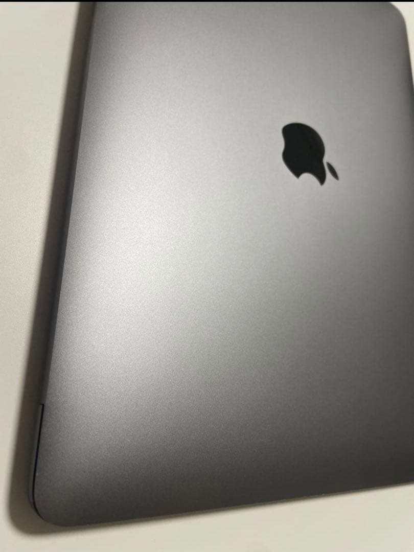 Apple MacBook air 2019年モデルスペースグレー 本体