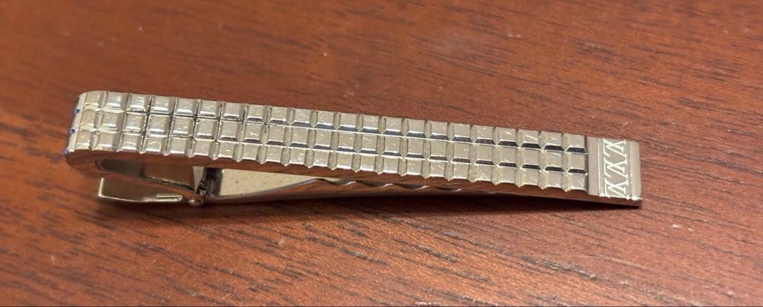 【美品】LOUIS VUITTON クラヴァット メタル ディジット タイピン