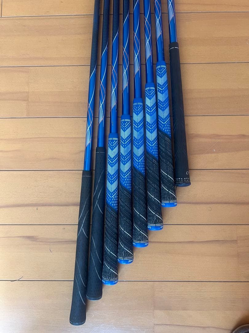 ゼクシオ10アイアンセット8本