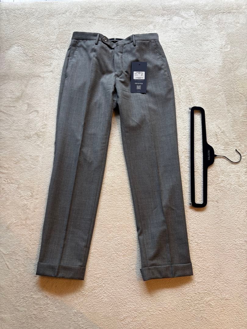 【極美品】INCOTEX 35型 通年スラックス 44 グレー 定価6.5万
