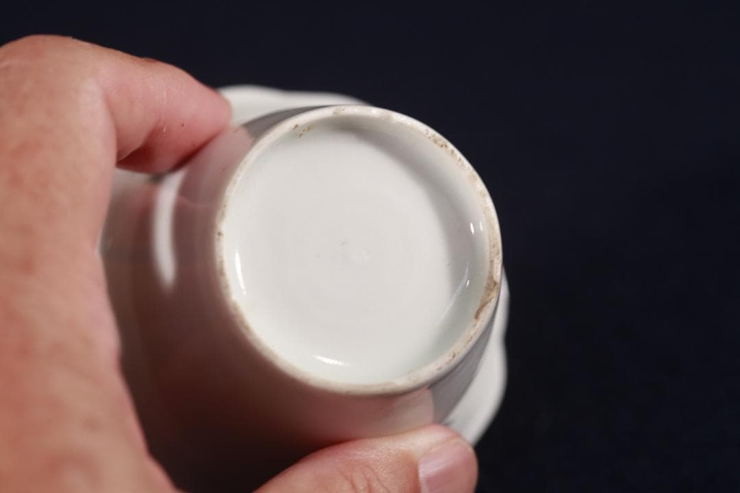 346　古伊万里白磁輪花型蕎麦猪口　江戸前期