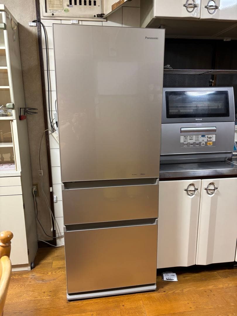2019年製Panasonic 冷蔵庫　NR-C32HGML-N形　大阪発