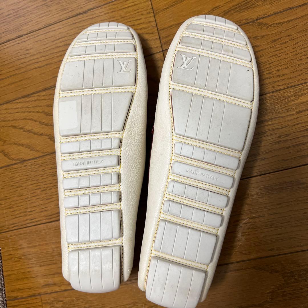LOUIS VUITTON アイボリー ローファー靴　モカシンレディース　箱付