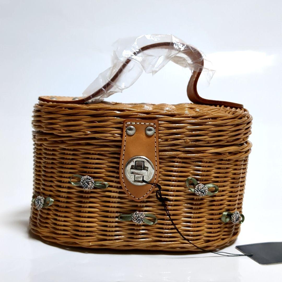 ✨新品未使用✨BURBERRY カゴバッグ バスケット 花 ターンロック