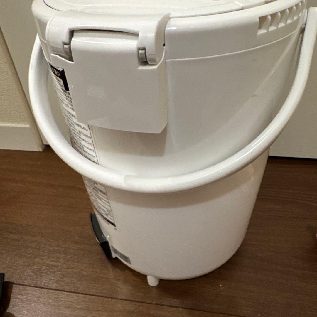 象印 ZOJIRUSHI スチーム式加湿器 EE-RR50-WA ホワイト