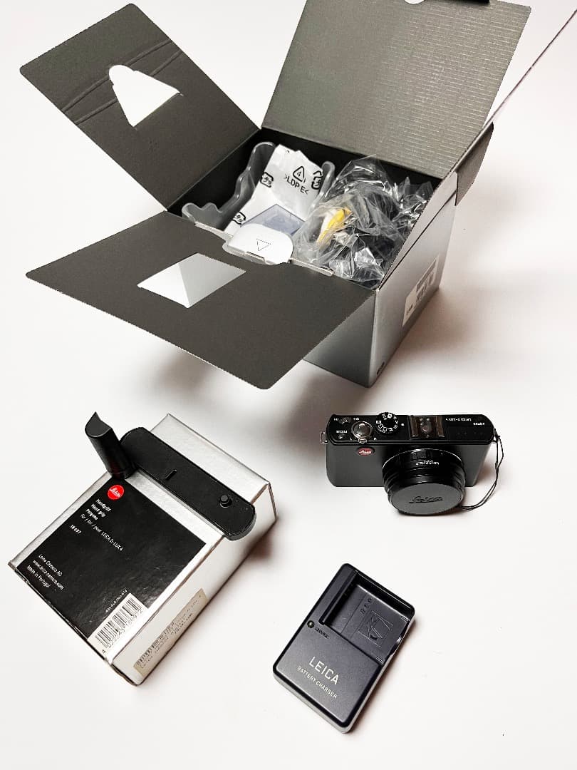 Leica D-lux4 純正グリップ付　中古 比較的美品です
